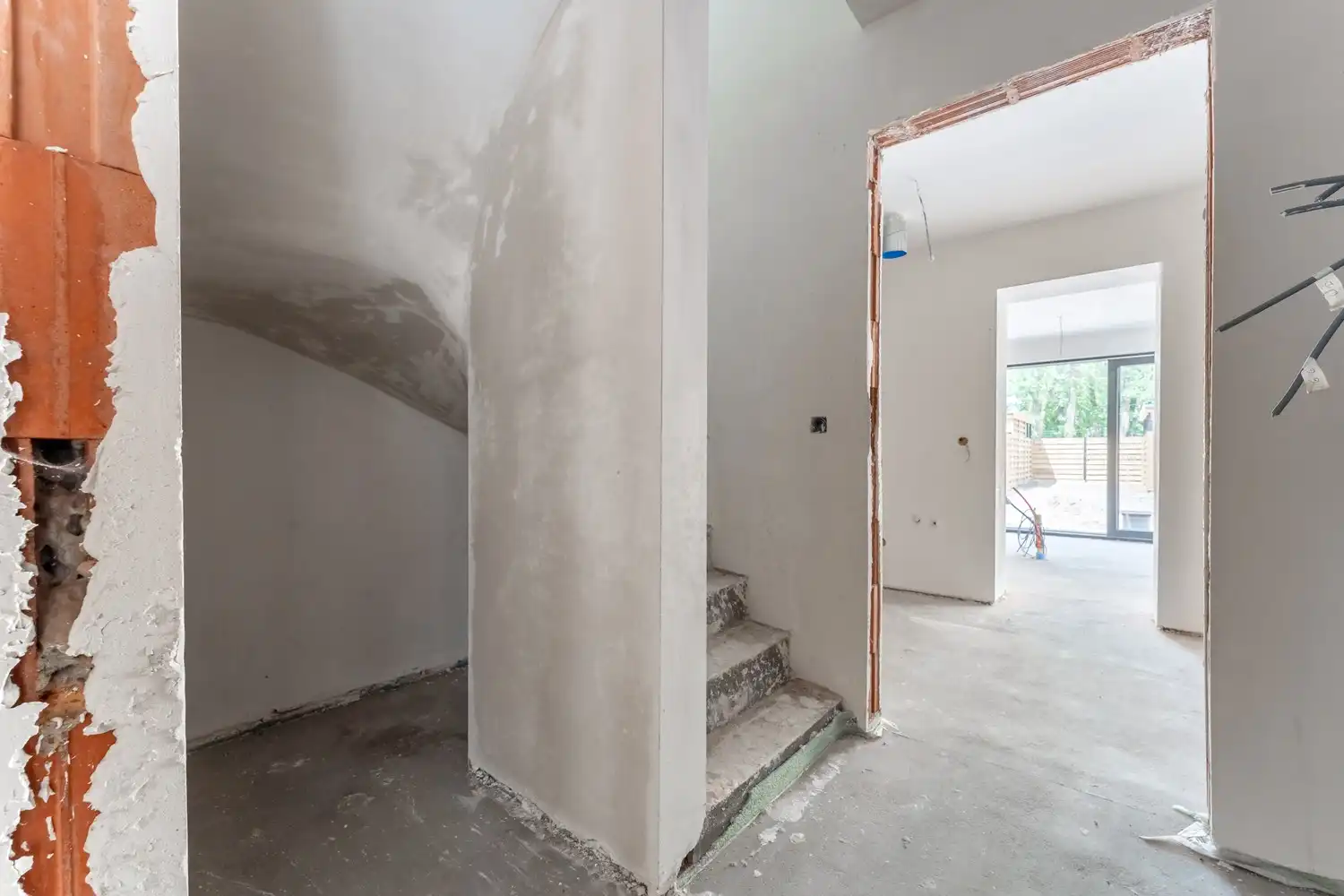 Charmante gerenoveerde CASCO + woning te koop in Leopoldsburg - 4 slaapkamers, 1 badkamer, ruime keuken en 2 toiletten op 237 m², volledig gerenoveerd in 2026! foto 6
