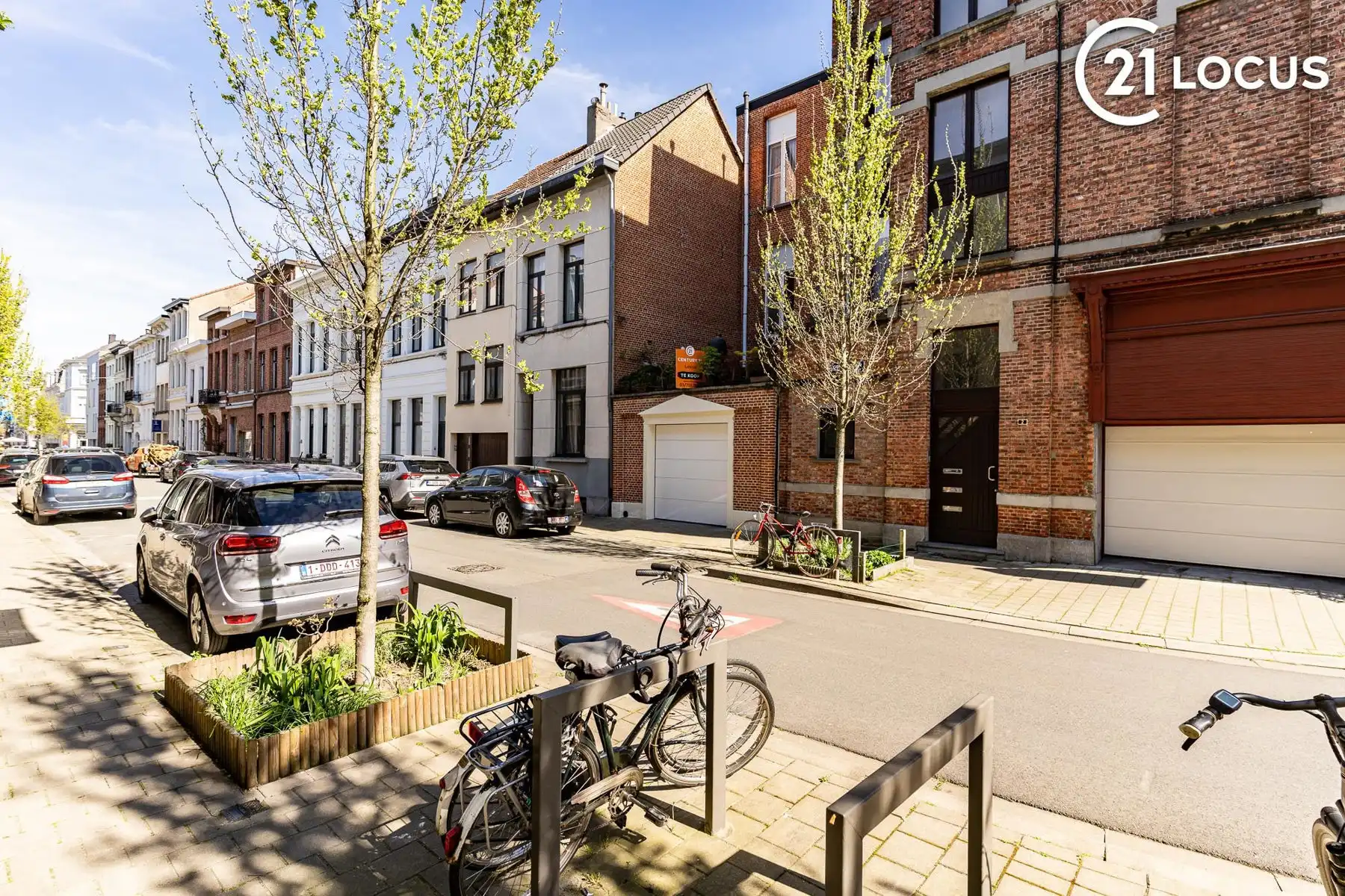 Karaktervolle gezinswoning in geliefd Zurenborg foto 2