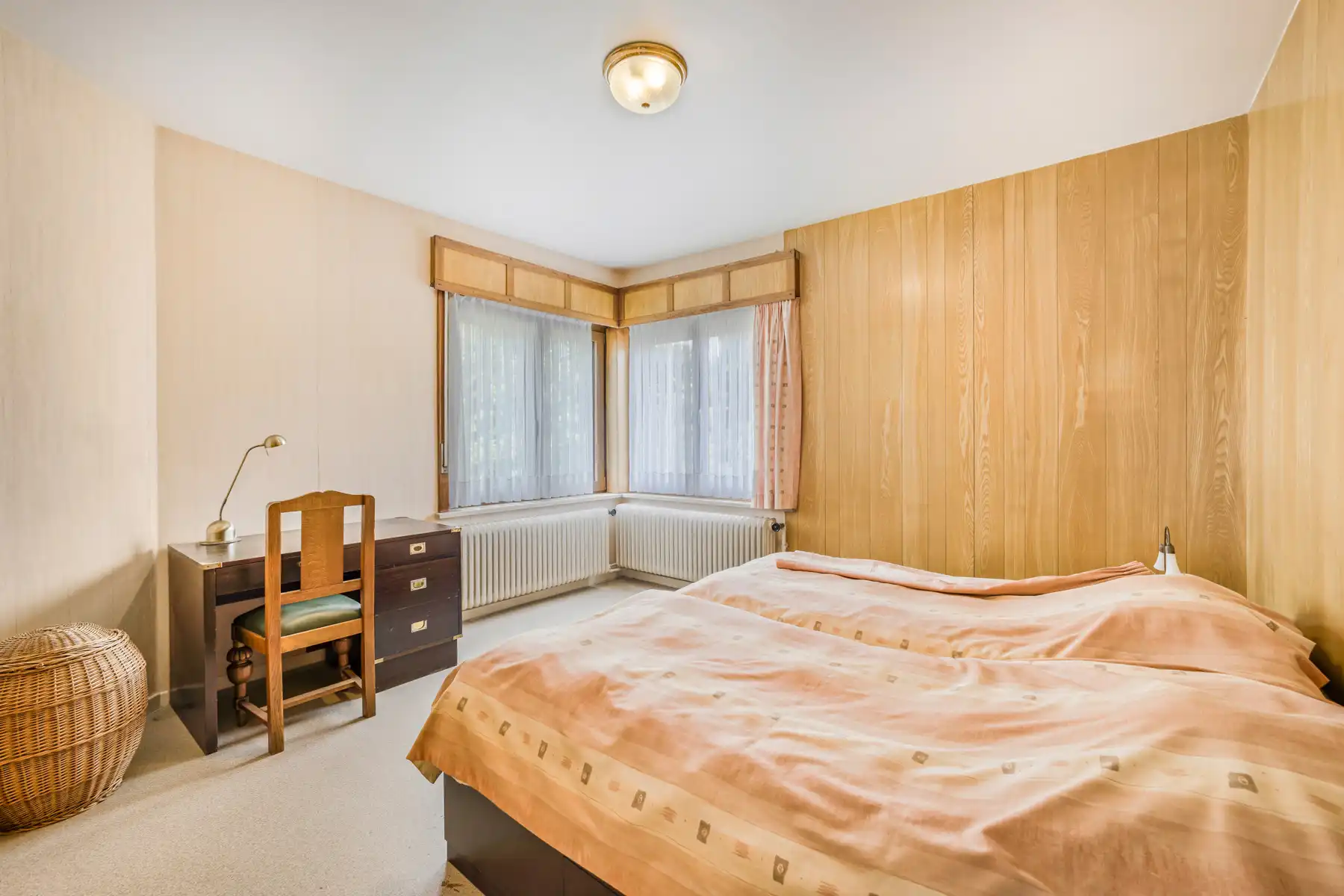 Goed onderhouden woning met garage en leuke tuin foto 18