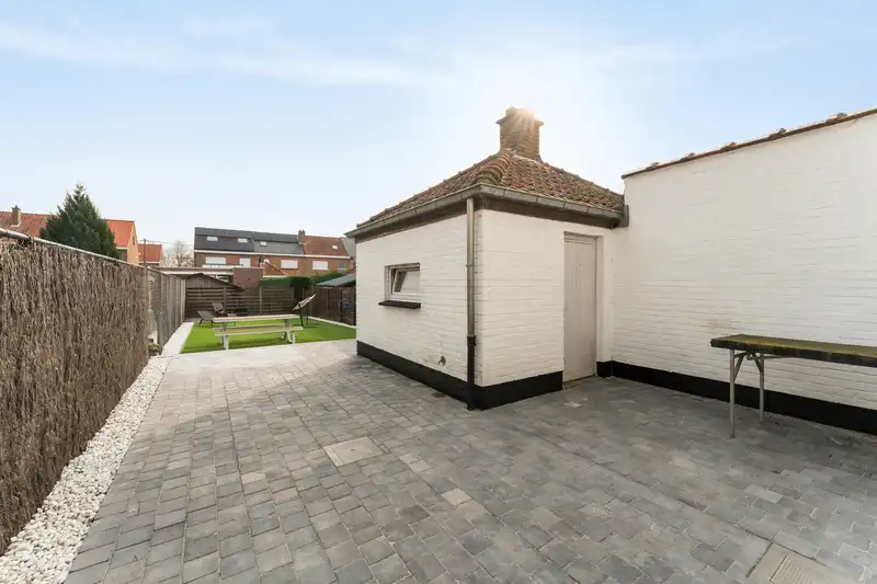 Roeselare : Instapklare, volledig gerenoveerde woning met zonnige tuin aan de rand van de stad (opp 241 m²) foto 12