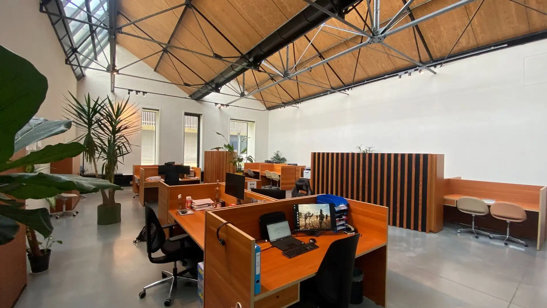 Full service kantoren in Cotton Factory in Kortrijk foto 4