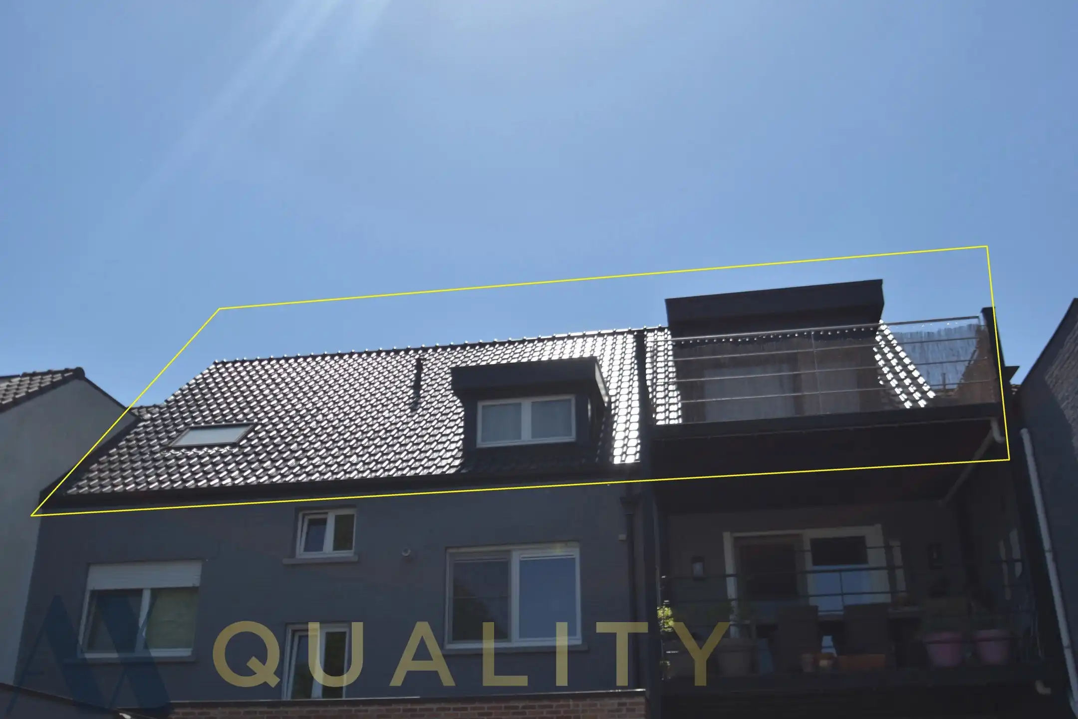 Centraal gelegen 2 slpk. appt. met gar. en terras. Vrij vanaf 15/03/2026 foto 3