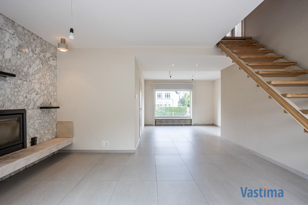 Lichtrijke villa met royale tuin vlak bij natuur & stadsleven foto 6