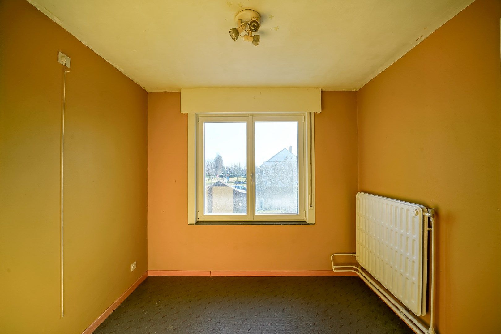Halfopen woning te koop in de Mandelwijk te Oudenburg. foto 11