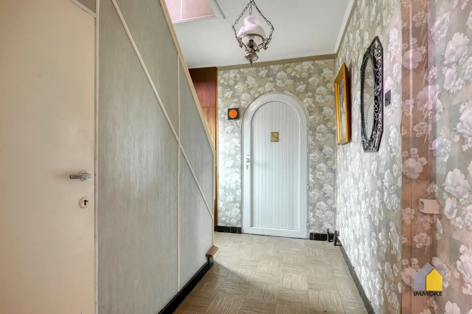 Te renoveren woning met 3 slpks op een perceel van 6 a 44 ca. foto 13