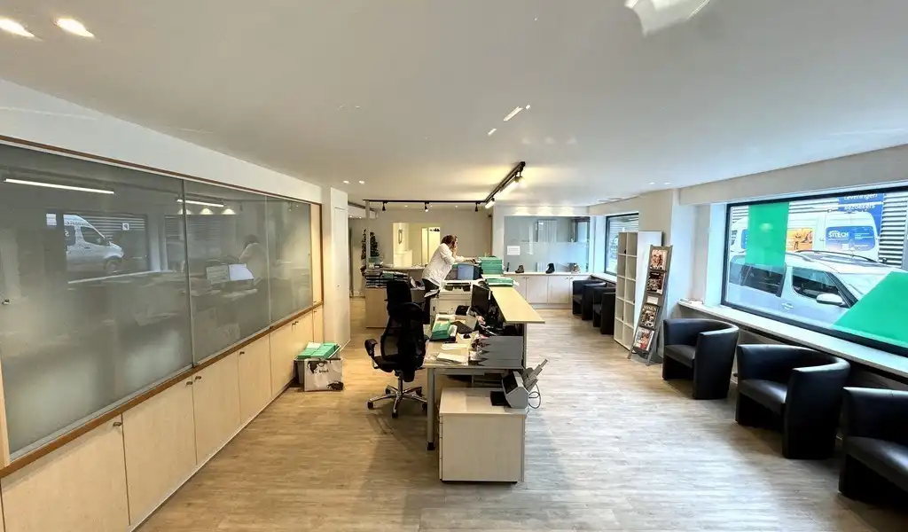 Bedrijfspand te huur in Gontrode Heirweg in Merelbeke-Melle foto 7