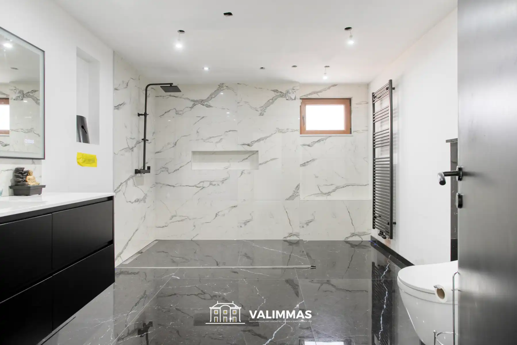 Een totaal gerenoveerde landelijke woning op 2 are 50 ca... foto 11