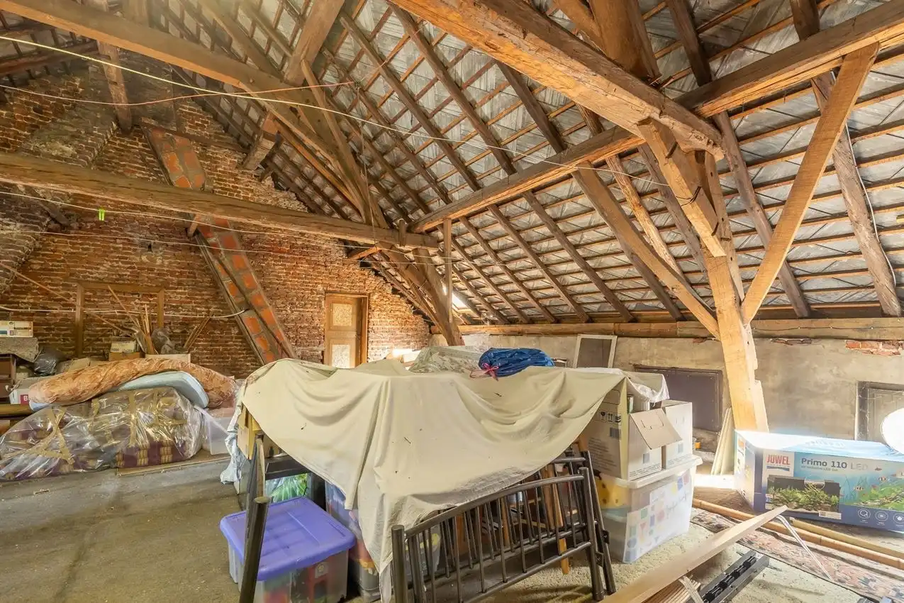 Historische woning met koetspoort op 8a41ca op markt tot tegen de Demer foto 31