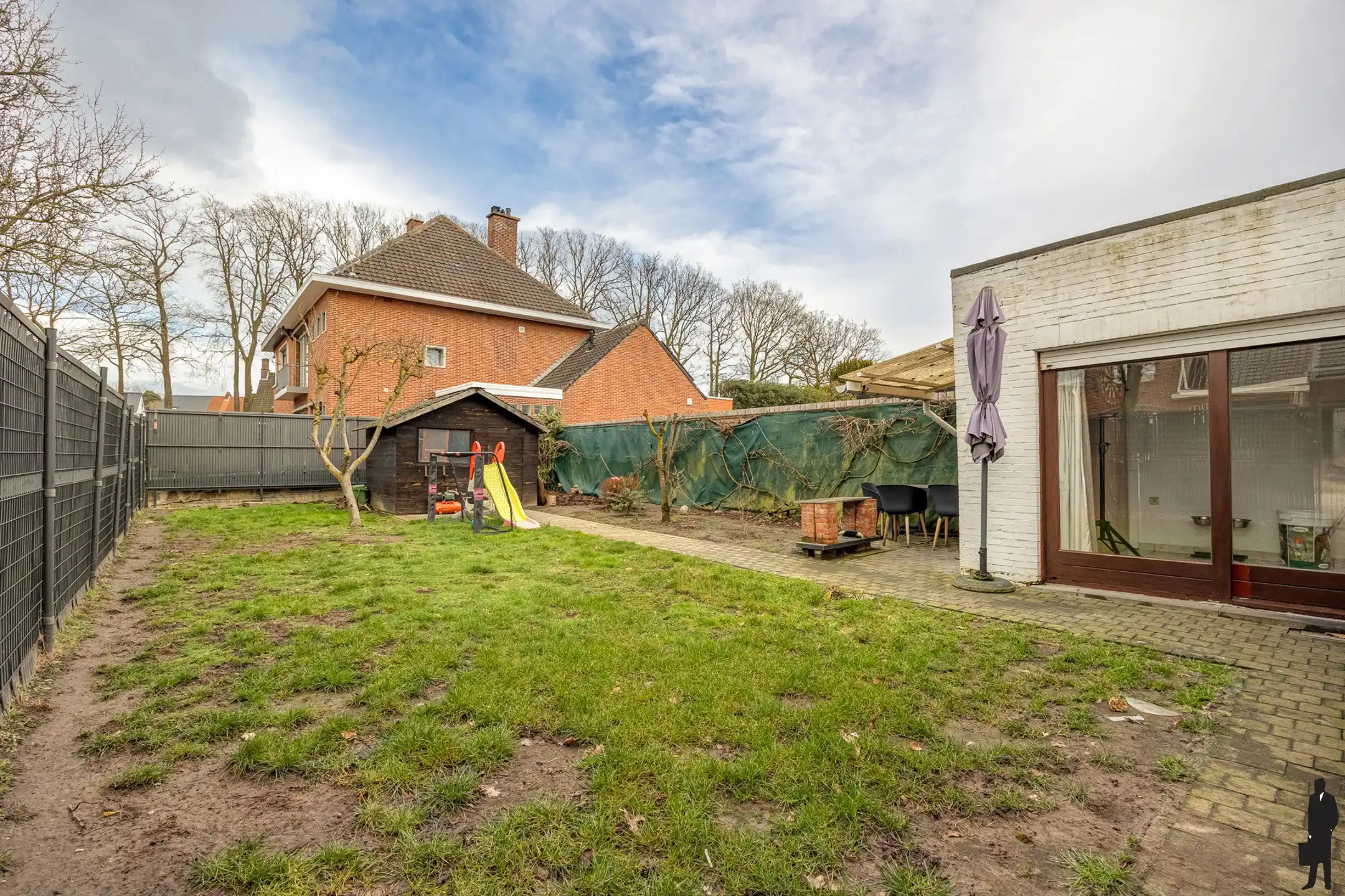 Charmante gezinswoning met aangename tuin op top locatie foto 14