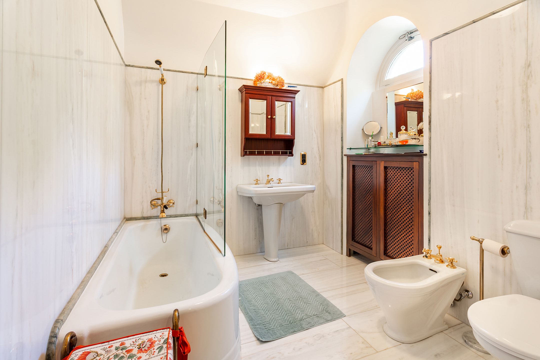 Exclusieve villa op 1.1ha met binnenzwembad, spa en lift  foto 41