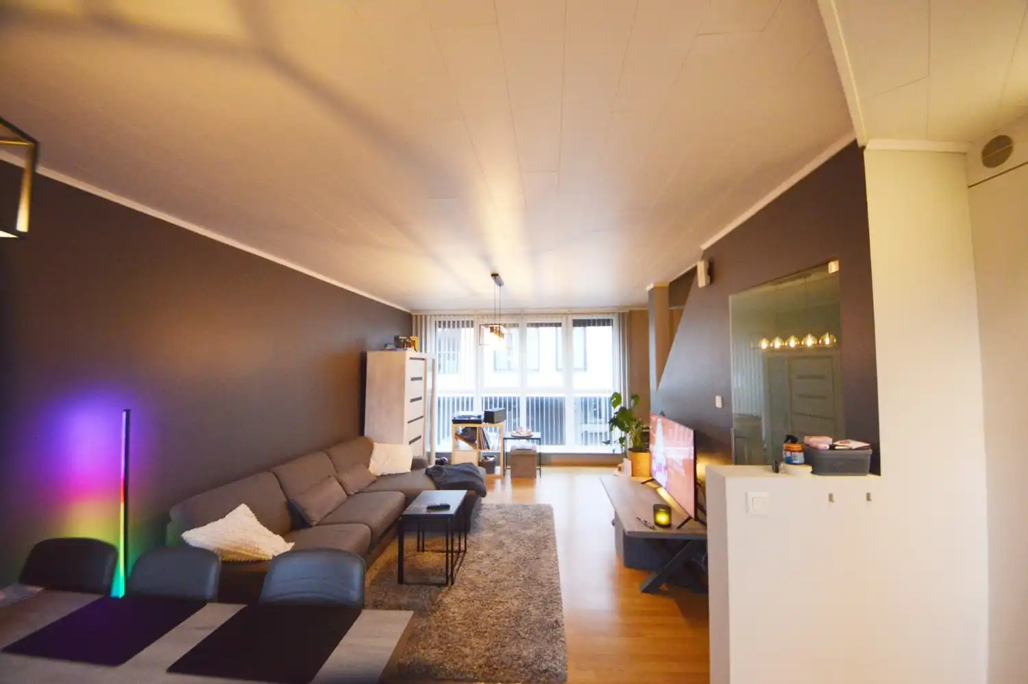 INSTAPKLARE WONING MET GARAGE EN 2 SLAAPKAMERS foto 12