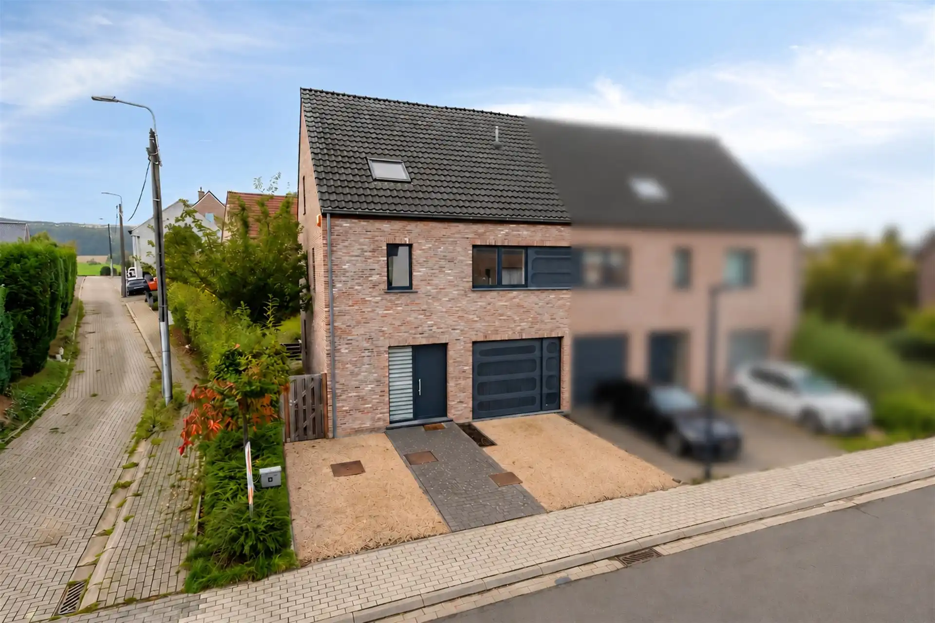 Exclusieve KWADRAAT-woning met hoogwaardige afwerking en EPC A in Everberg foto {{pictureIndex}}