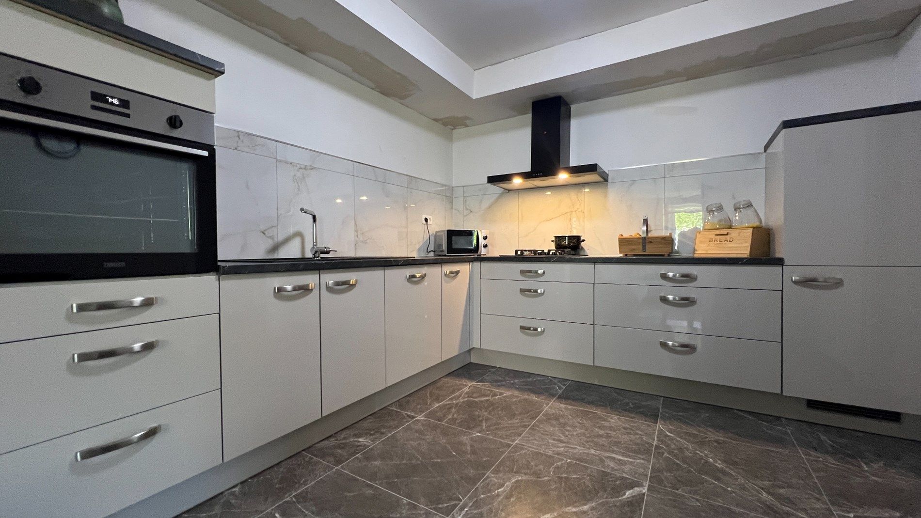 Gerenoveerde woning in Lanklaar, Dilsen-Stokkem foto 3