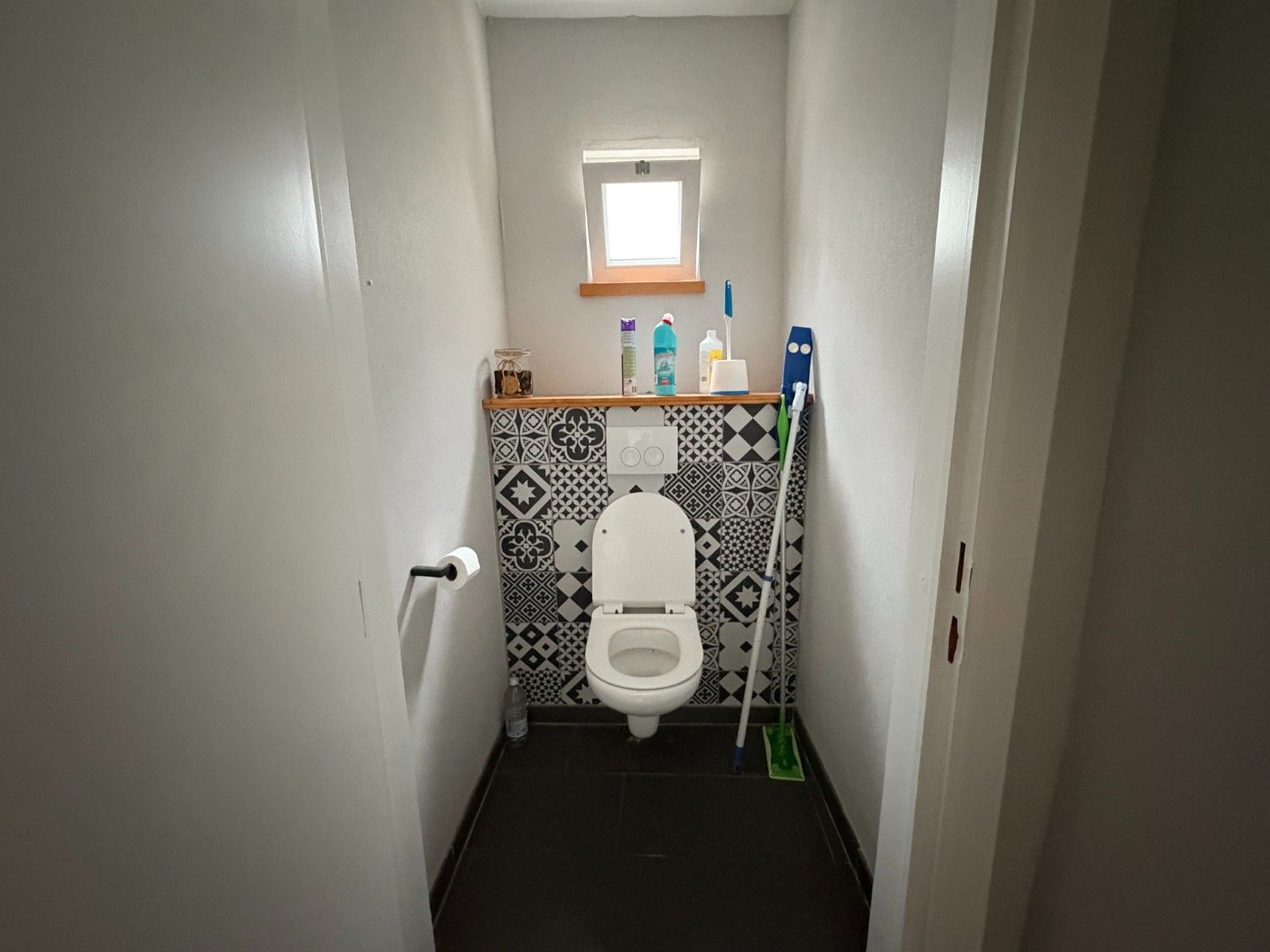 🏠 Vernieuwde gezinswoning met handelsgedeelte – renovatie 2022 foto 31