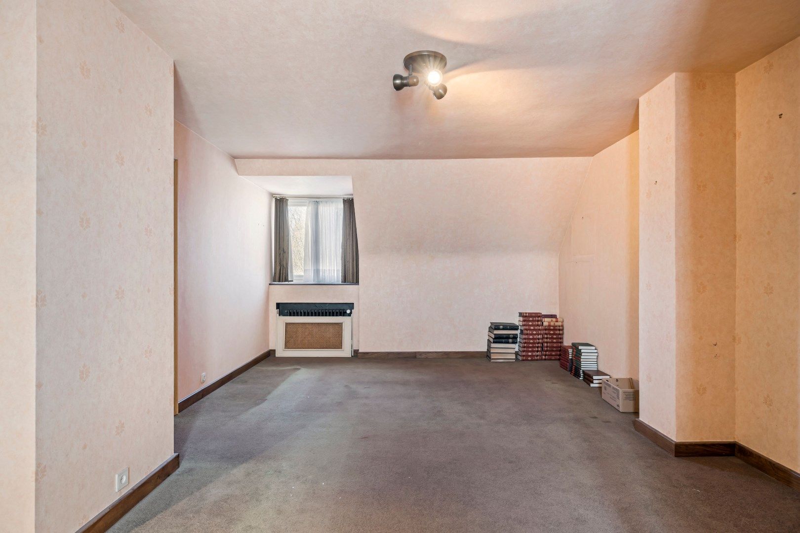 Residentiële, karaktervolle 5-slpk burgerwoning met dubbele garage foto 17