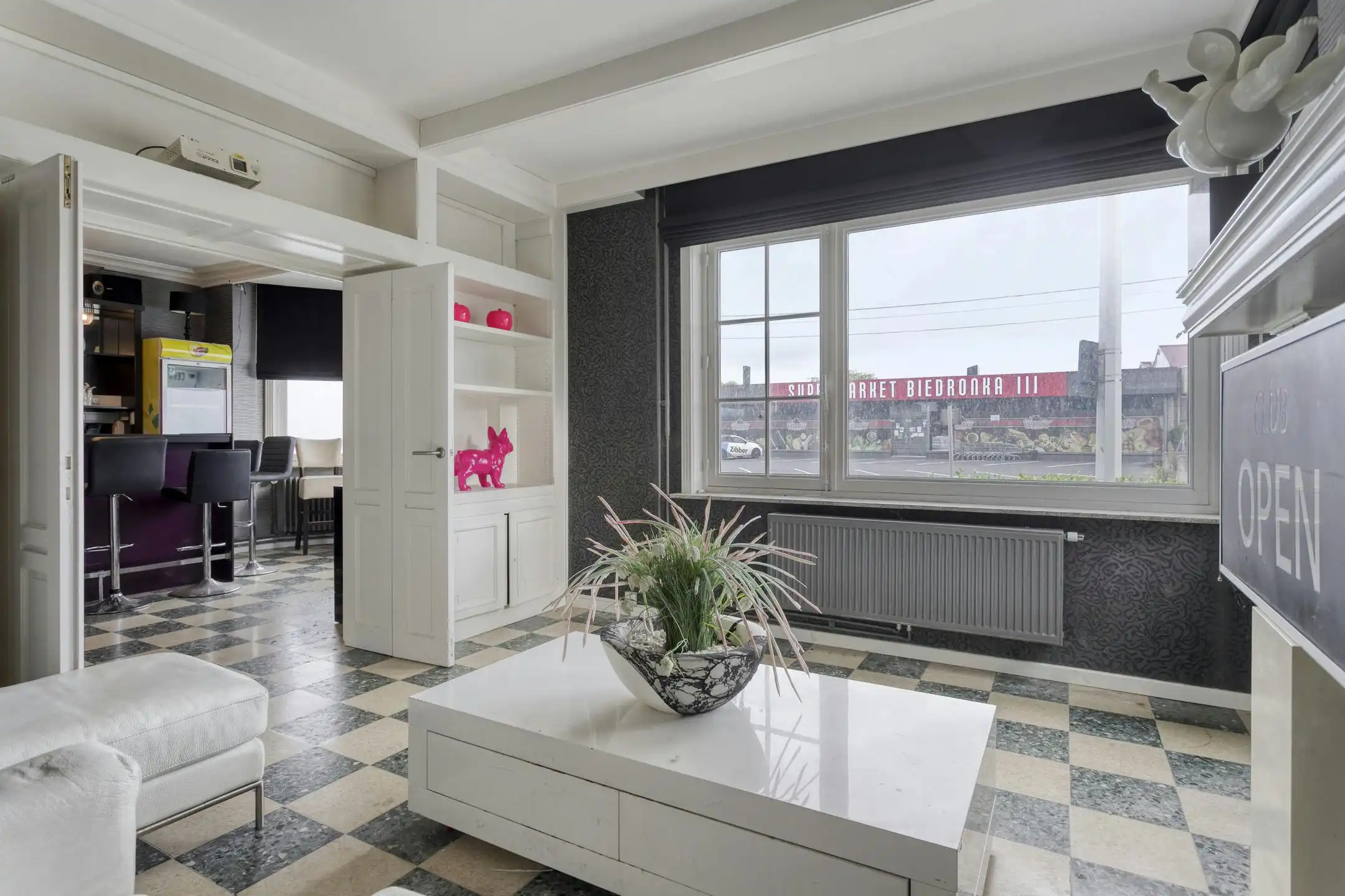 Unieke woning te koop te Kortrijk met een uitstekende ligging foto 2