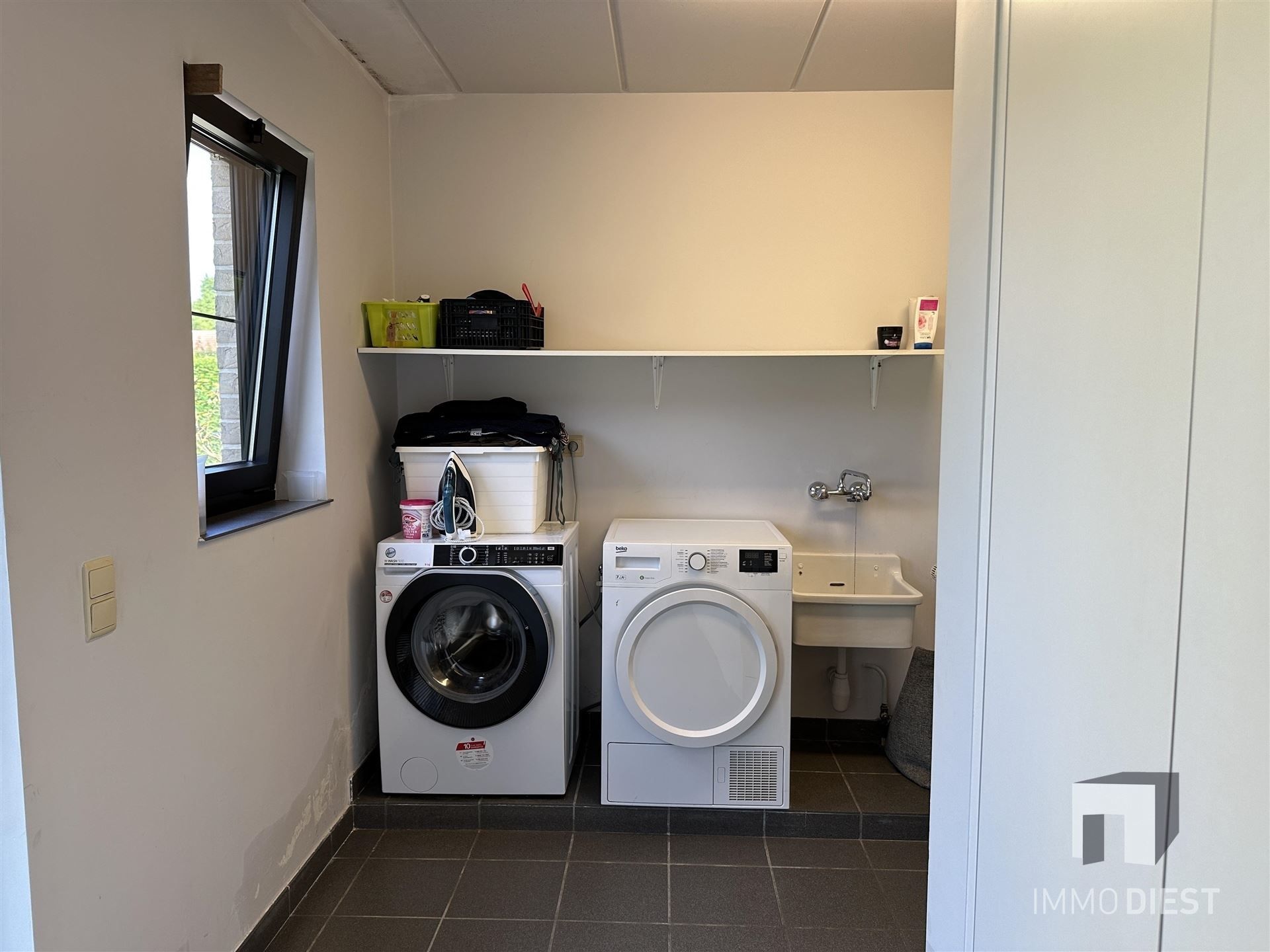 Instapklare woning met zicht op agrarisch gebied - bureau + 3 slpks foto 16