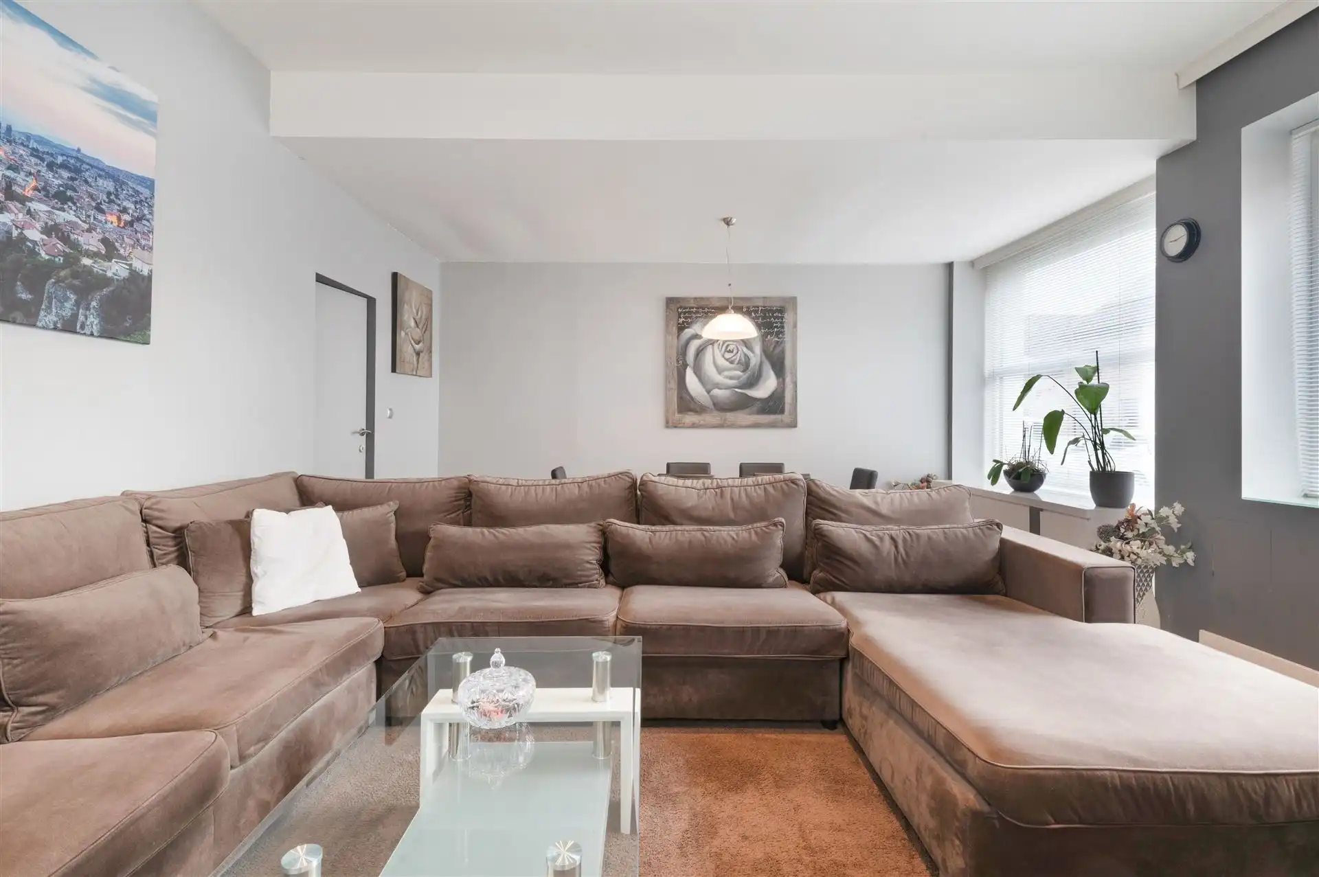 Instapklare gezinswoning op toplocatie nabij Gent! foto 3