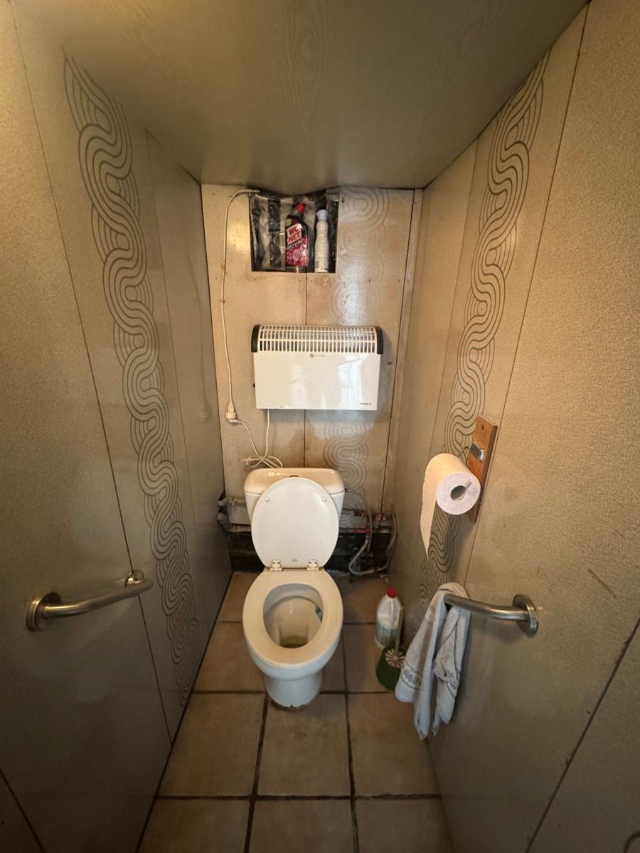 Rustig gelegen woning met twee slaapkamers en tuin foto 9