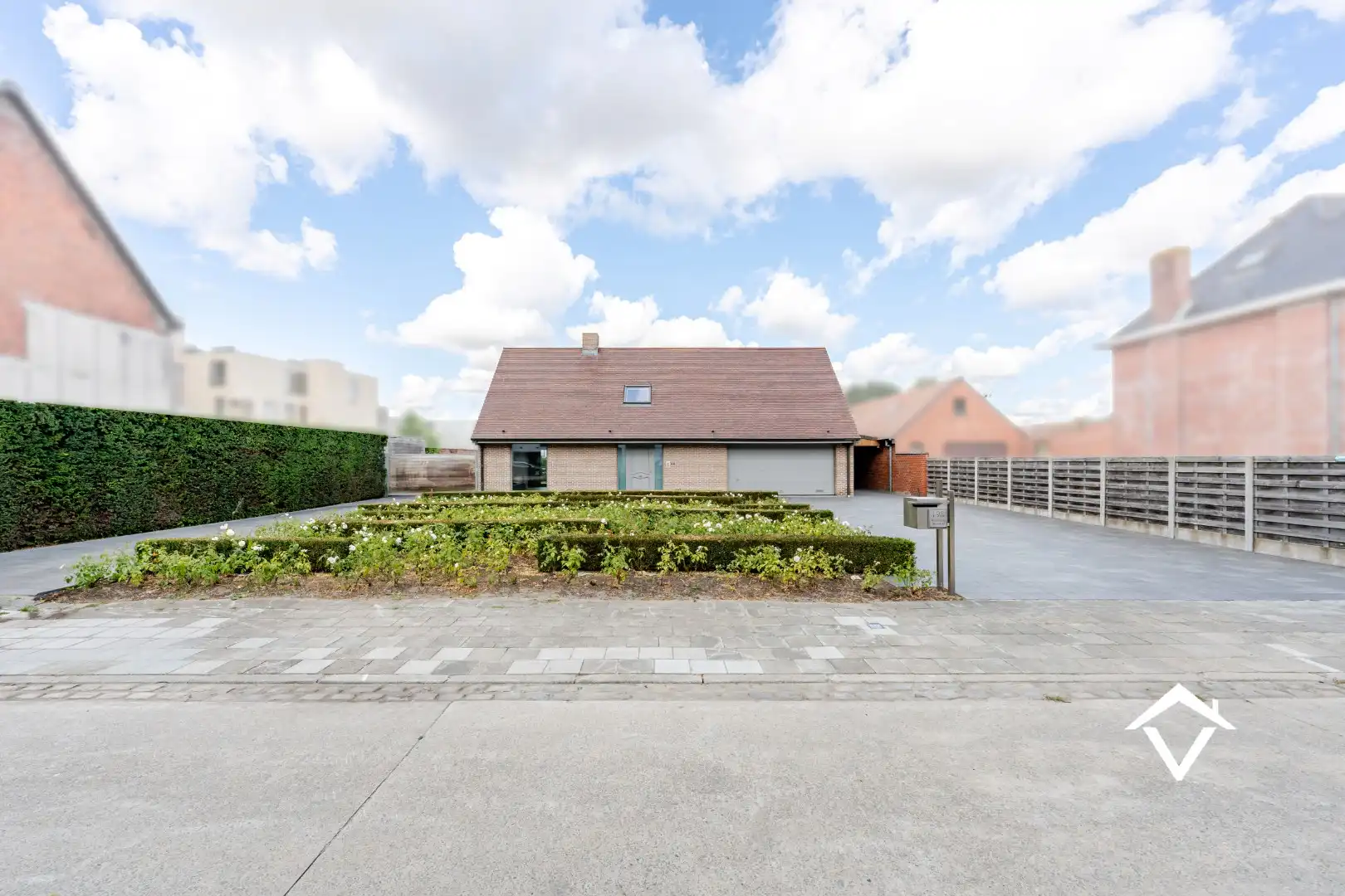 Alleenstaande woning met polyvalent bijgebouw te Zedelgem  foto 32