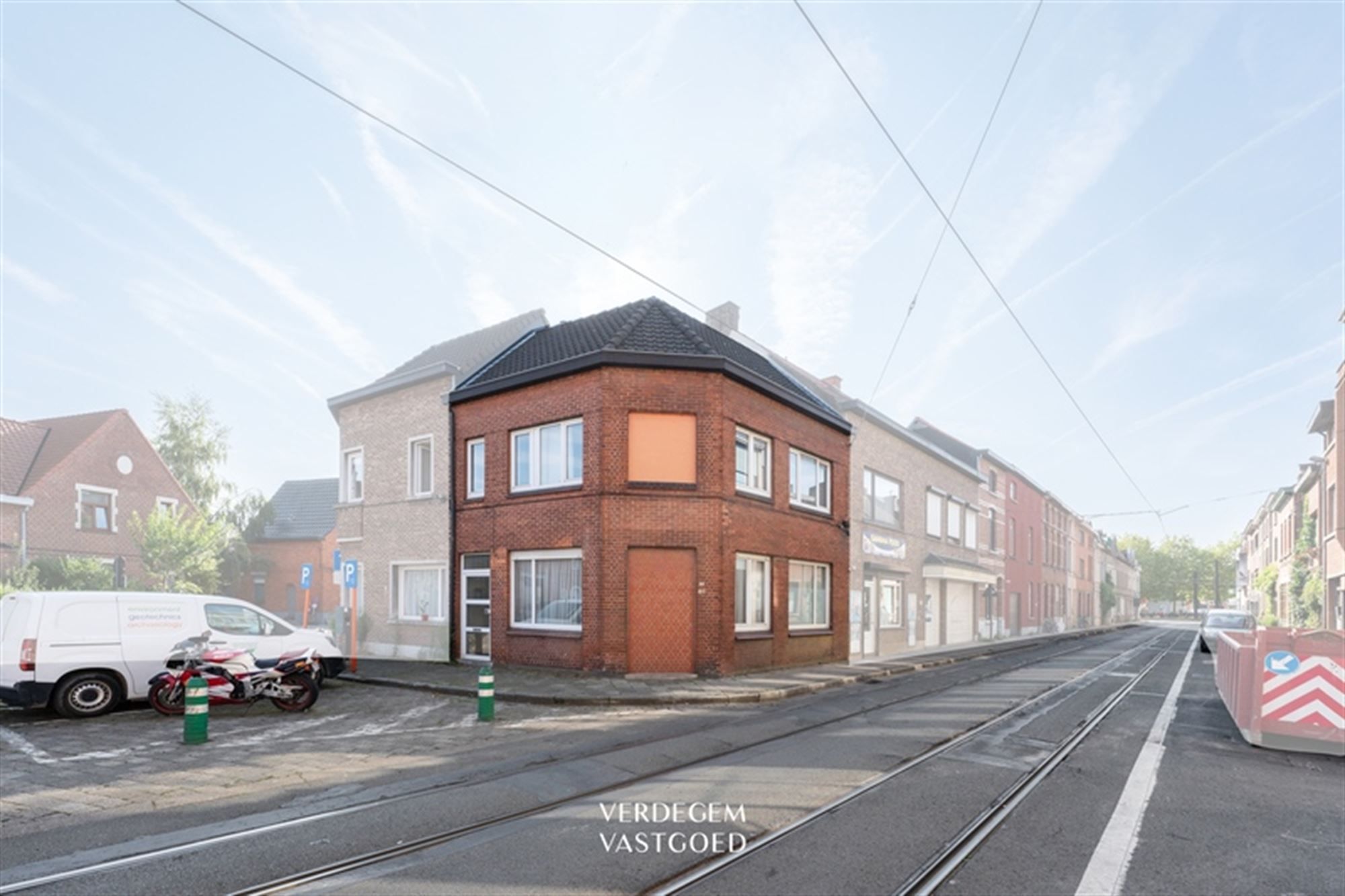 Woning met 2 slaapkamers aan het Van Beverenplein foto 1