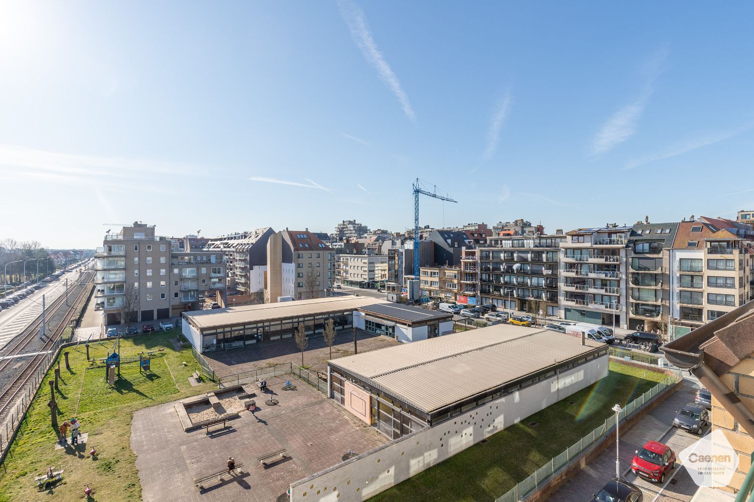 Prachtig gerenoveerd appartement met 2 slaapkamers en open zicht foto 14