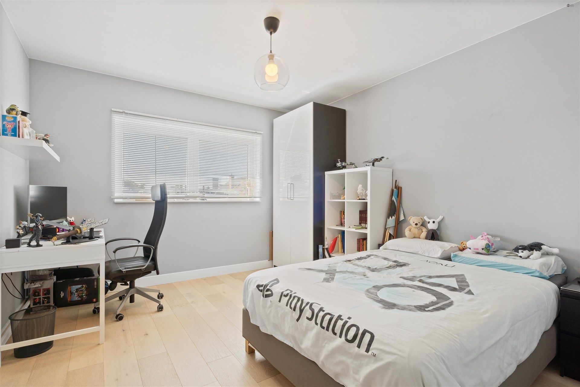 Top afgewerkte woning met 5 slaapkamers en 2 badkamers foto 19