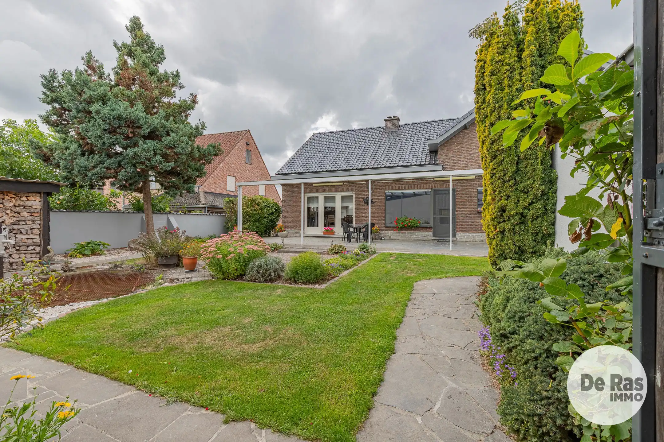 HERZELE - Ruime villa met magazijn op 16a18ca&nbsp; foto 23