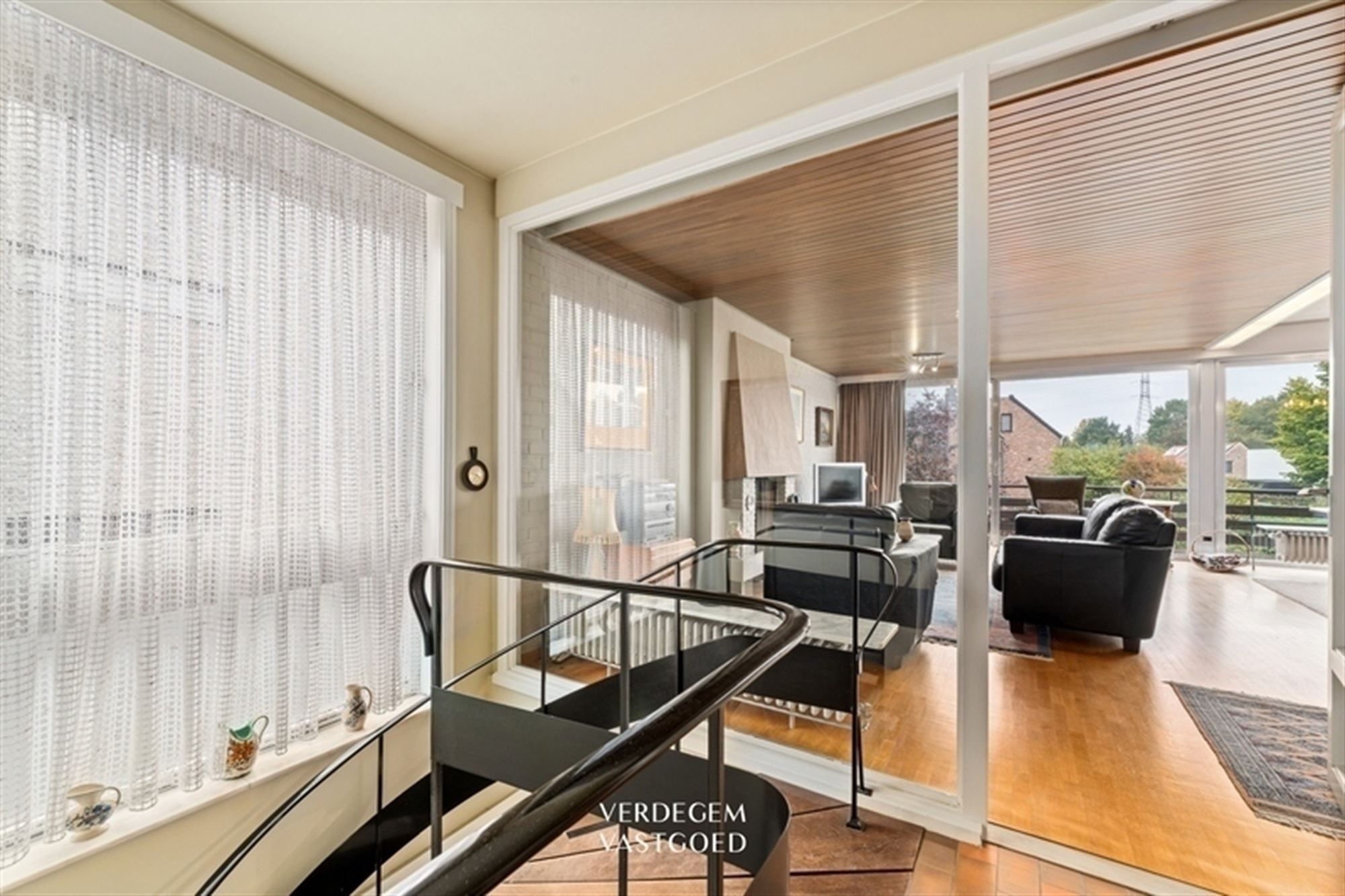 Unieke bel-étage woning met veel natuurlijke lichtinval nabij de Daknamse Meersen foto 15