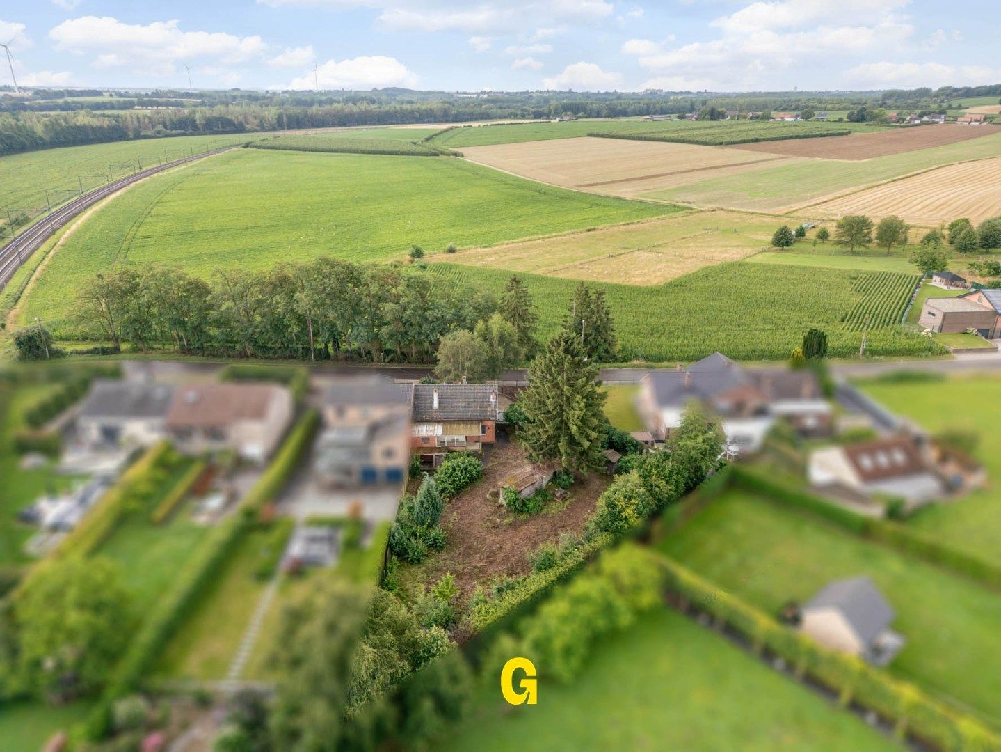 Grondig te renoveren halfvrijstaande woning met tuin op 15a 12ca in het landelijke Alt-Hoeselt foto 3