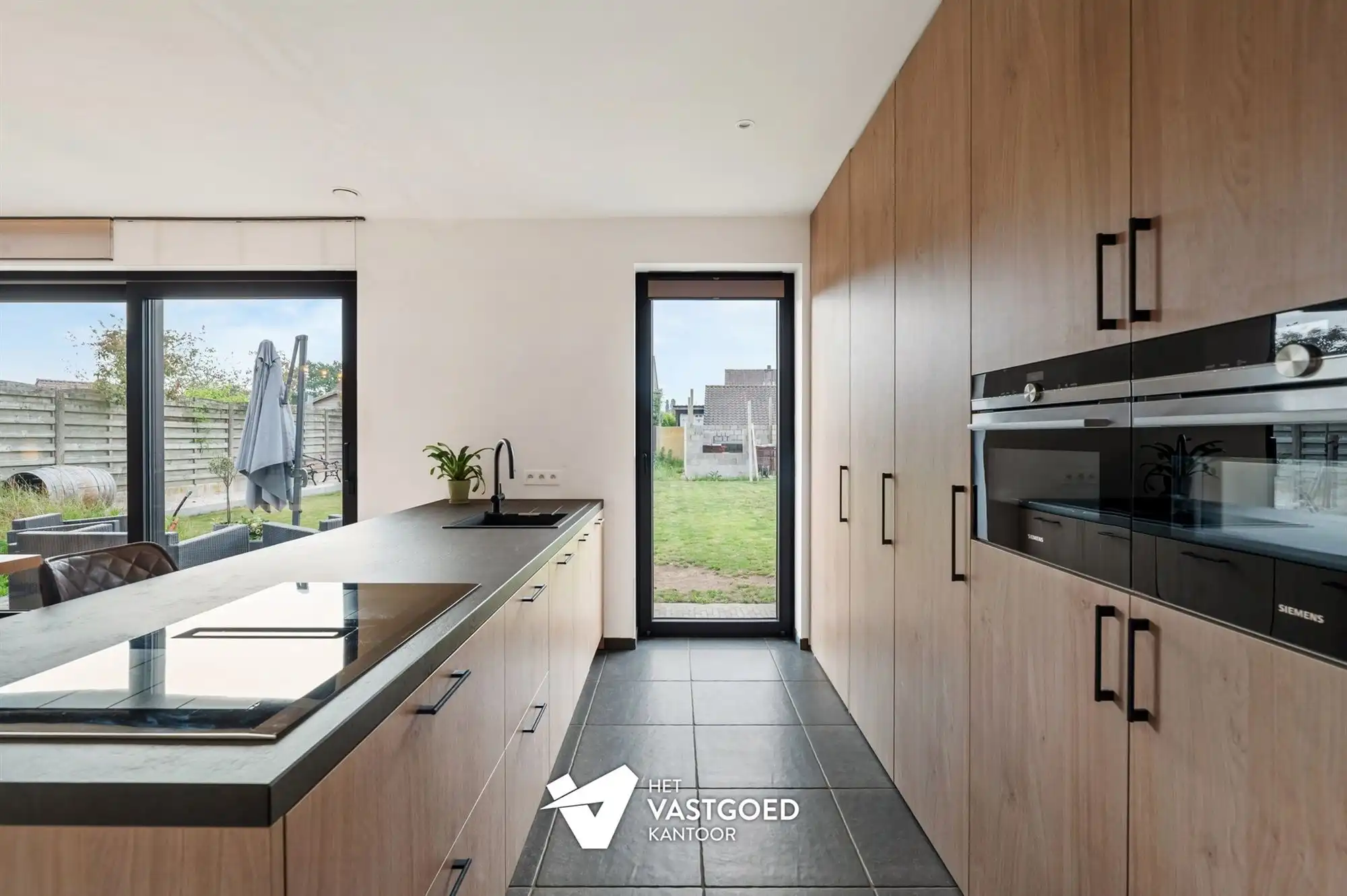 ZEER RUIME RECENTE WONING (266M²) MET LEUKE TUIN TE WIJCHMAAL foto 9