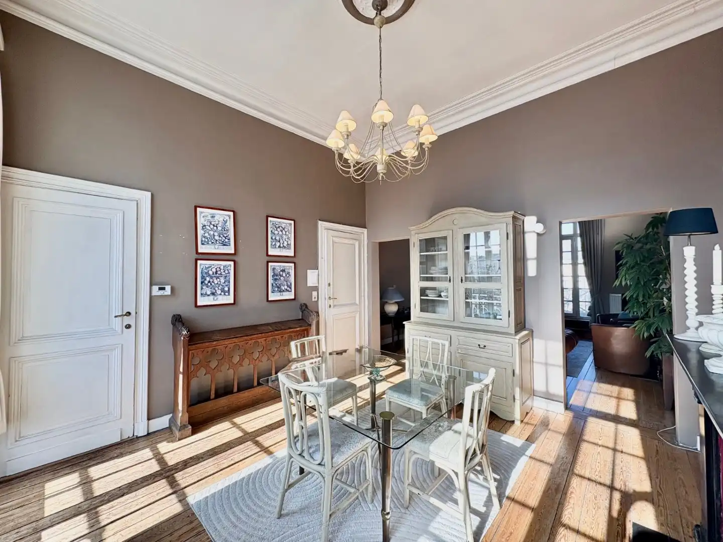 Gemeubeld duplex-appartement met terras in het hart van de stad foto 3