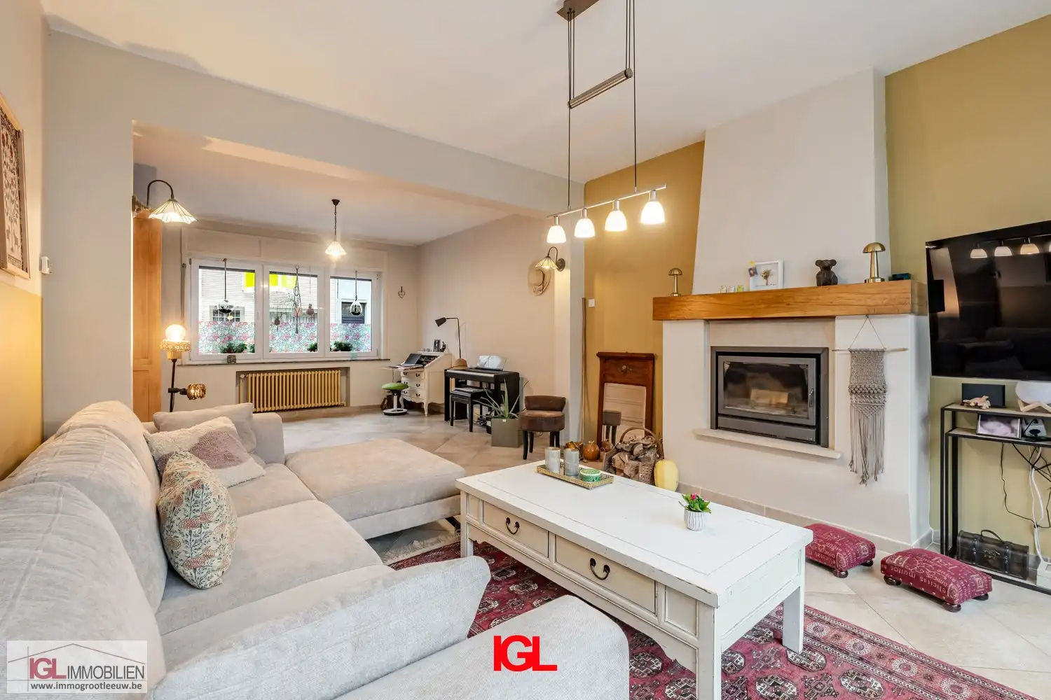 Gesloten bebouwing met 4 slaapkamers te koop in Sint-Pieters-Leeuw foto 2