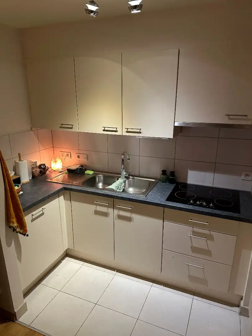 Centraal gelegen 1-slaapkamer appartement met zonnig terras, Torhout foto 8