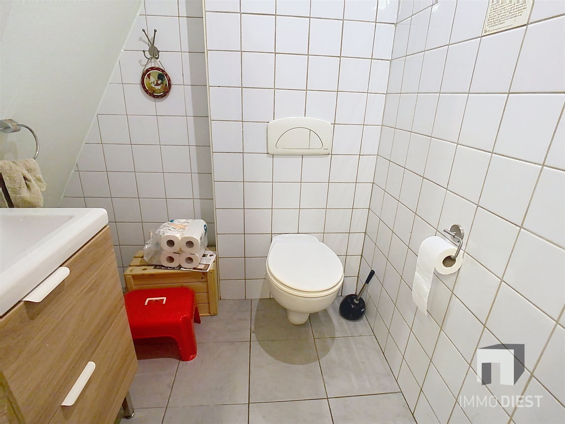 Charmante gerenoveerde woning met 4 slpkmrs foto 10