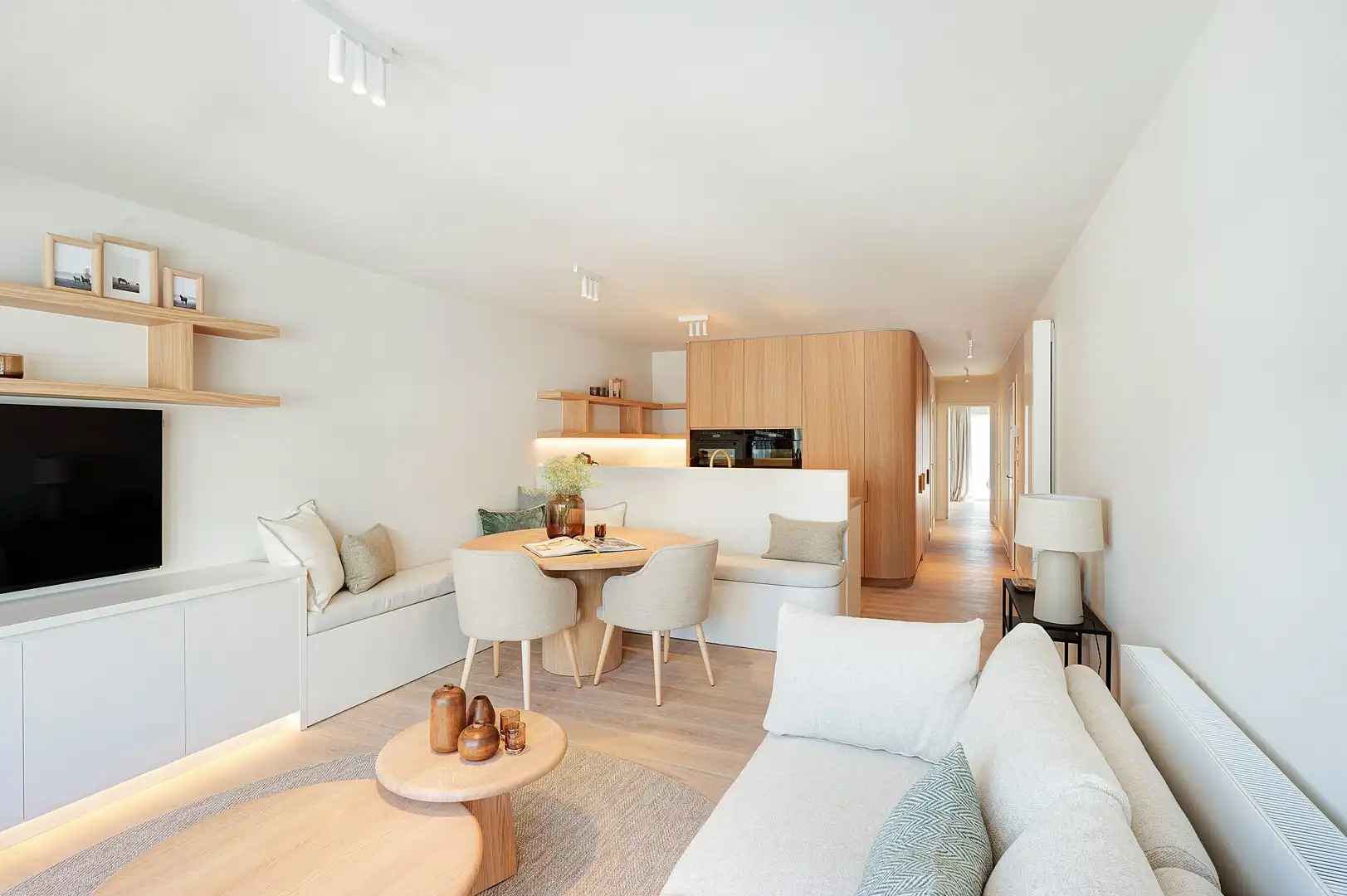 Gerenoveerd appartement op een uitstekende ligging nabij het Lichttorenplein. foto 5