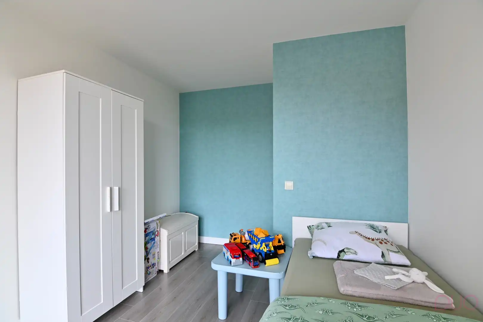 Instapklaar gelijkvloers appartement met 2 slaapkamers en garagebox op een toplocatie foto 13