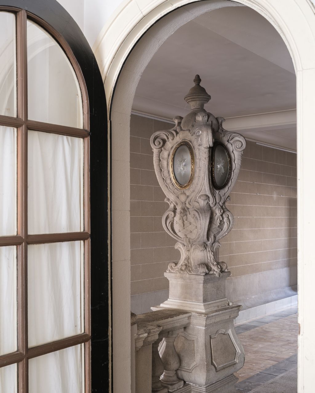 Unieke herenwoning met tuin en garage in neorococostijl nabij Gent-Sint-Pieters foto 6