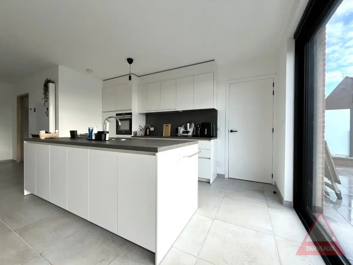 Moorslede – Lichtrijk nieuwbouwappartement met terras en autostaanplaats foto 8