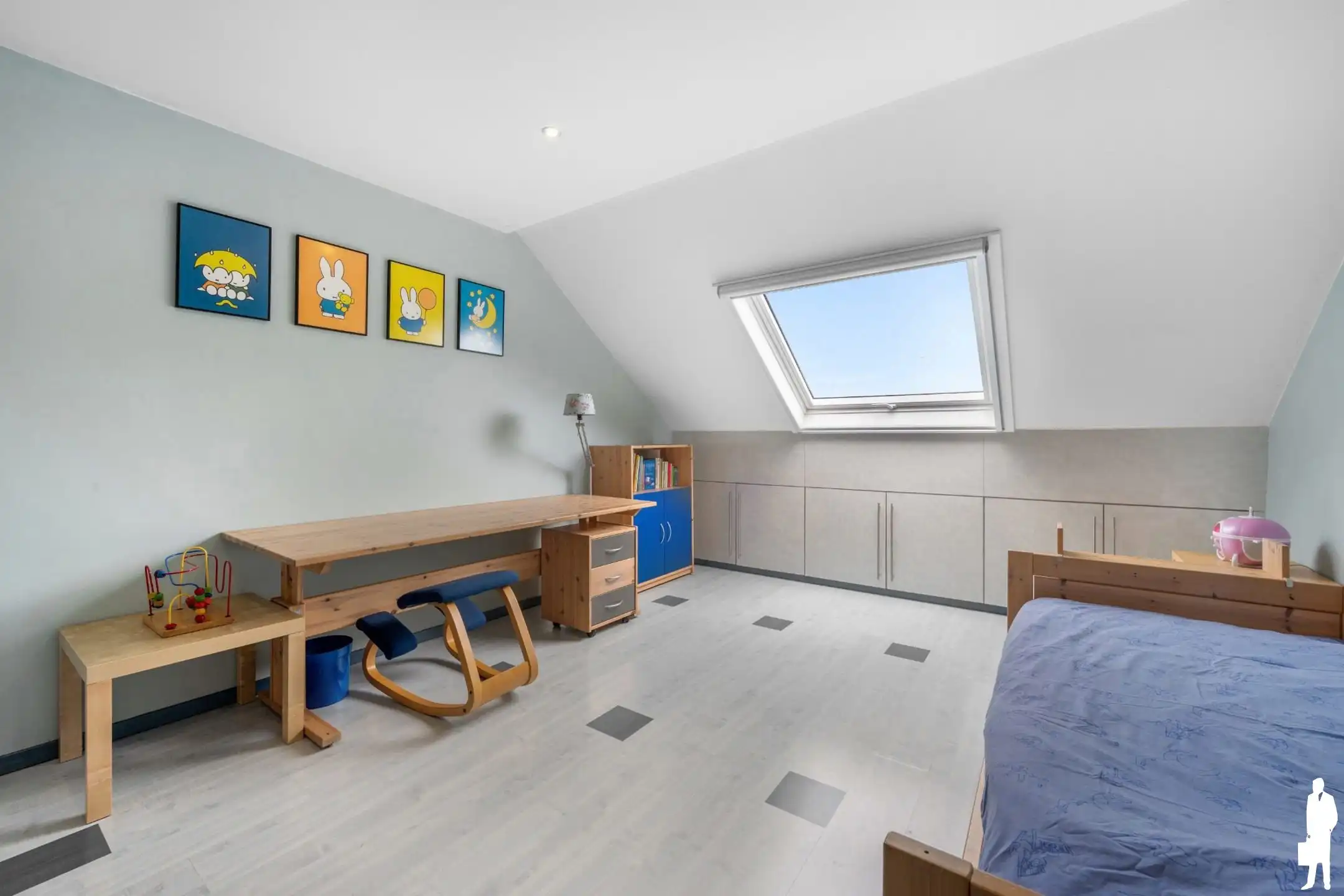 Prachtige woning met 5 slaapkamers, 2 badkamers en bijgebouw foto 20