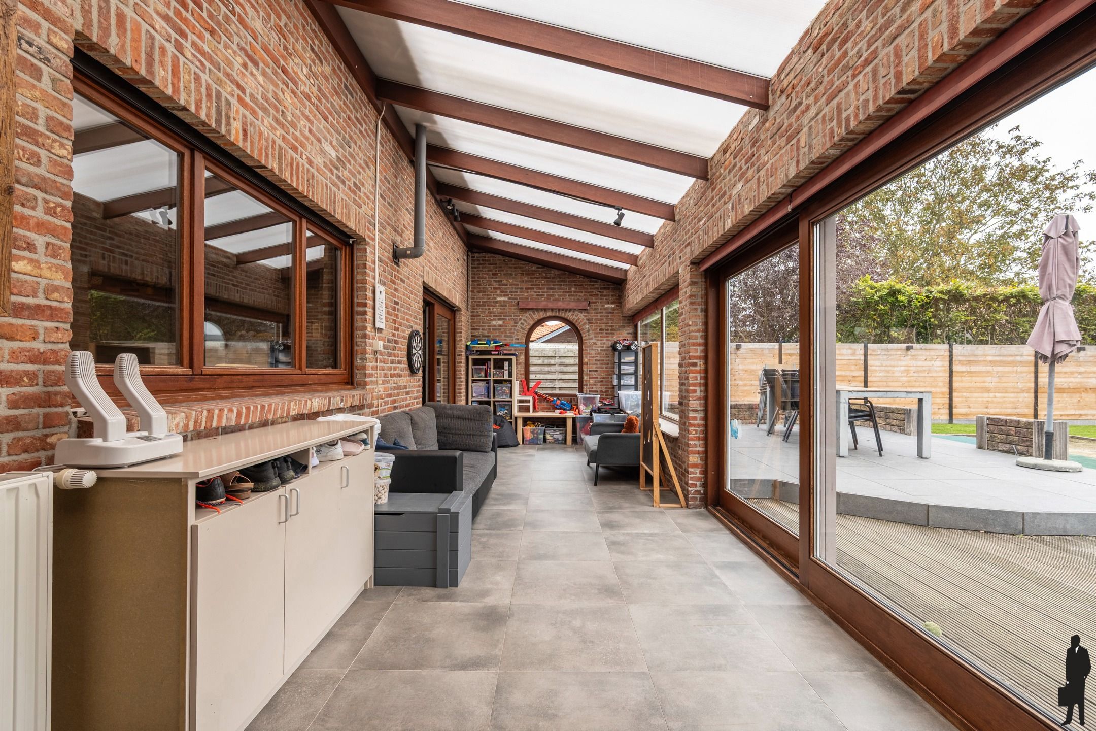 Ruime vrijstaande woning met bijgebouw op 880m² in Weelde foto 9