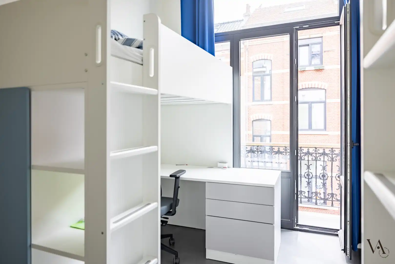 Exclusief triplexappartement met 4 slaapkamers in gerenoveerde herenwoning foto 19
