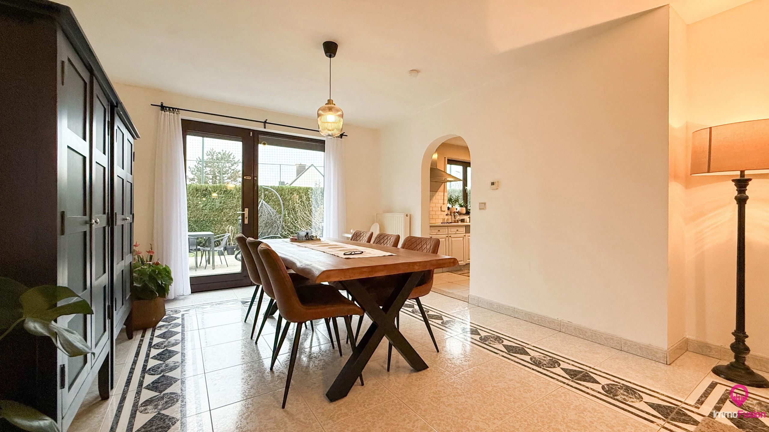 Ruime gezinswoning met 3 slaapkamers in rustige straat! foto 22