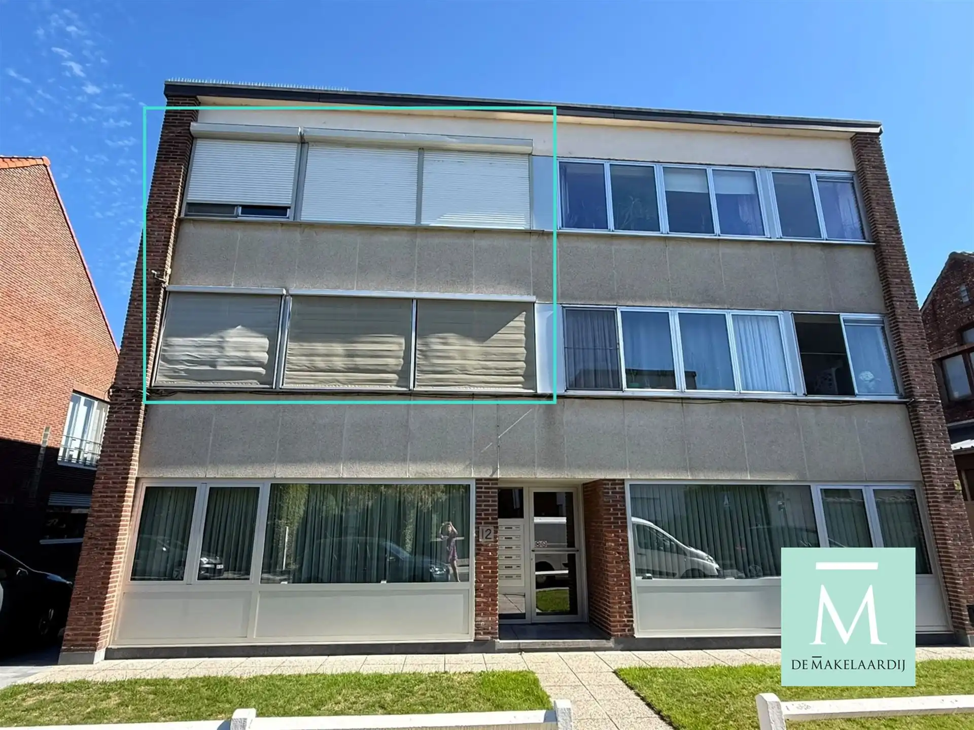 Ruim duplexappartement met 3 slaapkamers nabij het Vrijbroekpark. foto {{pictureIndex}}