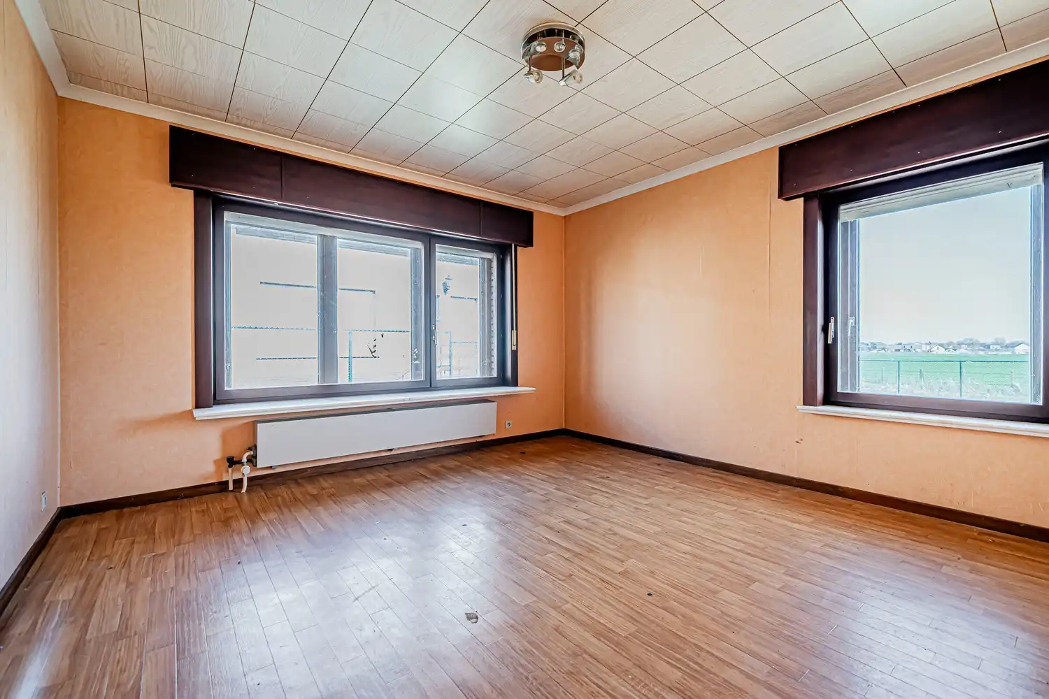 Vrijstaande woning met 3 slaapkamers, gelegen op een mooi perceel van 910m² foto 11