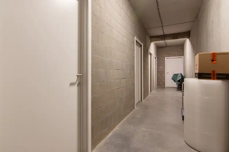 Luxueus ingericht appartement met 2 slaapkamers in de gezelligste straat van Genk foto 23