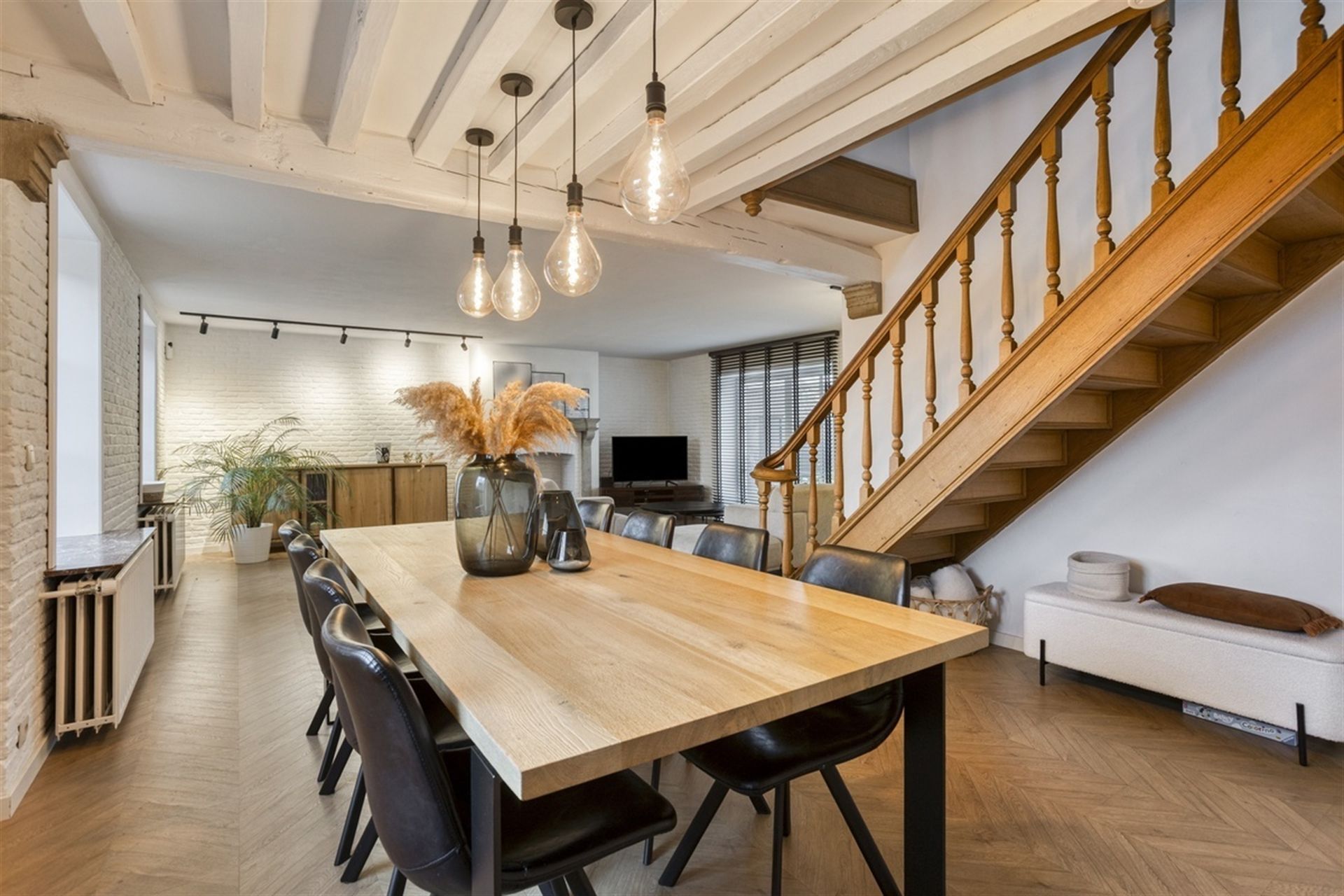 Gerenoveerde hoevewoning in het landelijke Kobbegem! foto 4