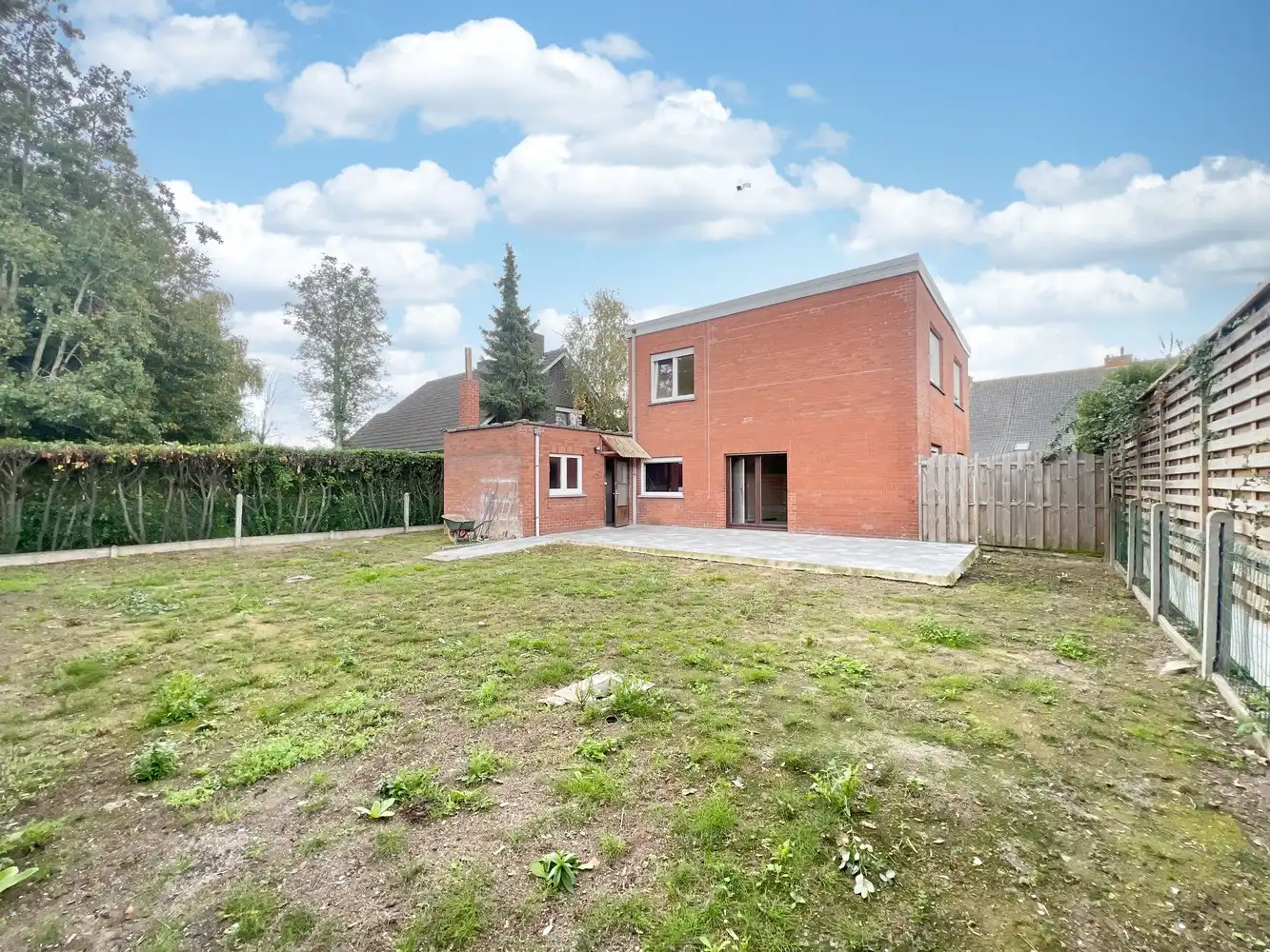 Alleenstaande, lichtrijke gezinswoning met zonnige tuin foto 13