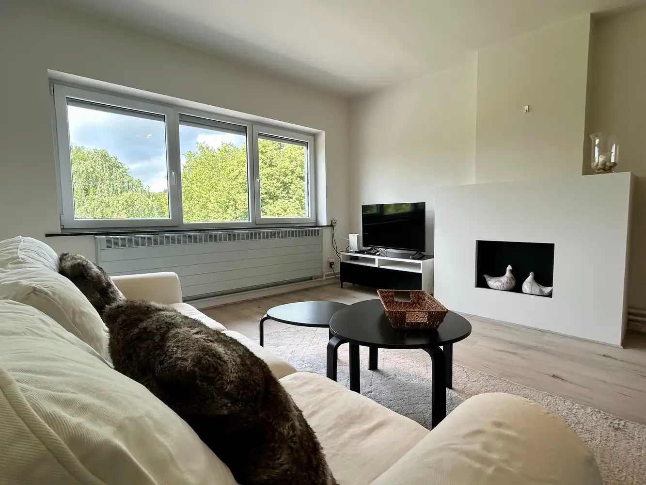 Gemeubeld, lichtrijk appartement op toplocatie te Leuven foto 3