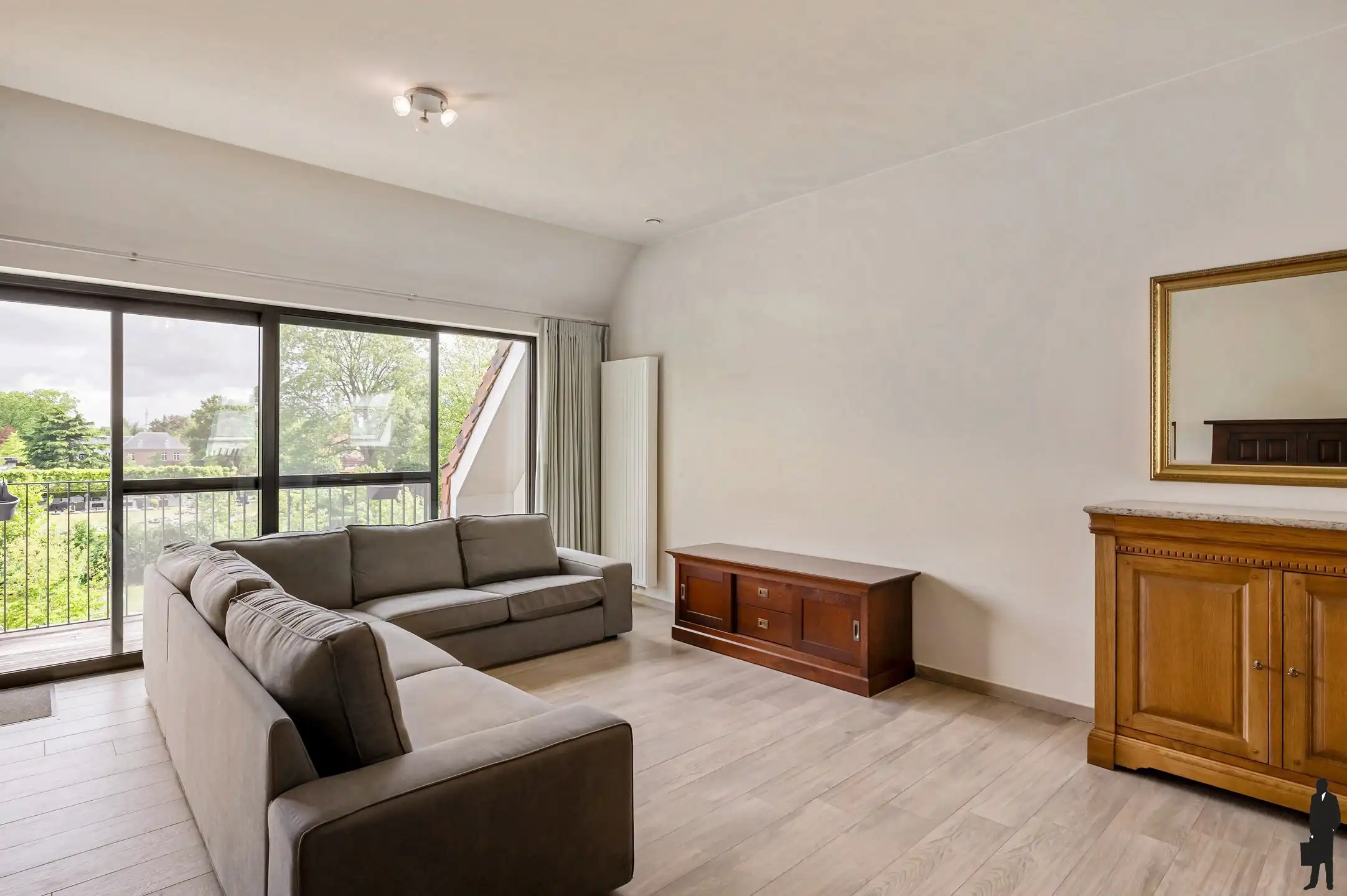 Prachtig recent appartement met 3 slaapkamers, 2 terrassen en centrale ligging te Essen foto 9